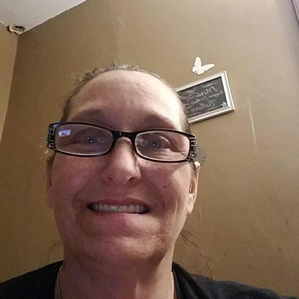 Meet your Posher, Sandra